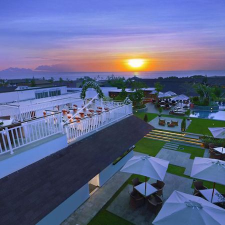 Favehotel Kuta Kartika Plaza מראה חיצוני תמונה